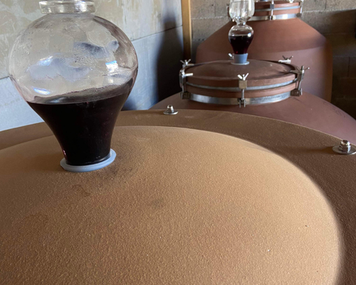 Chai du Domaine Jaça